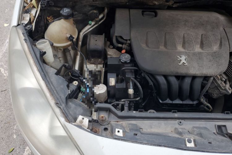 Used Peugeot 408 2011 2.0L Automatic Comfort Edition Engine Bay Right