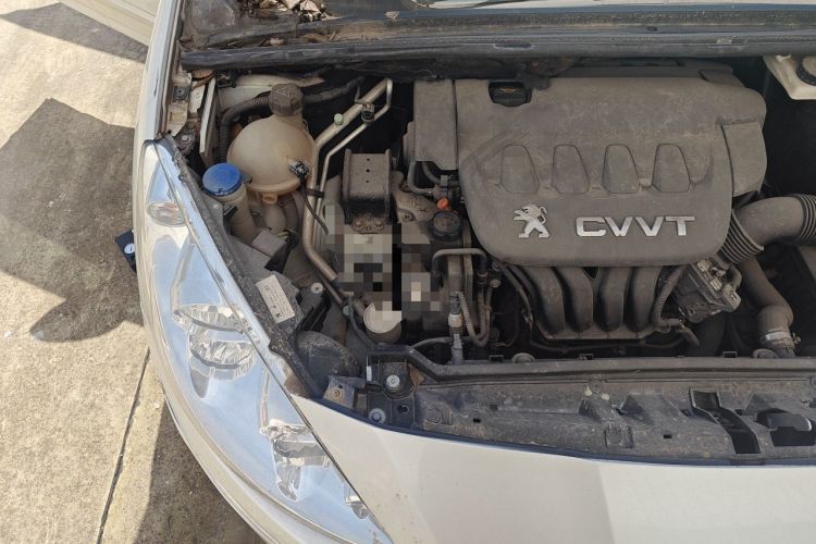 Used Peugeot 408 2011 2.0L Automatic Comfort Edition Engine Bay Right