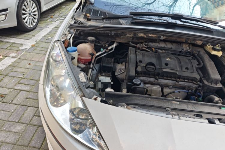 Used Peugeot 408 2011 1.6L Manual Comfort Edition Engine Bay Right