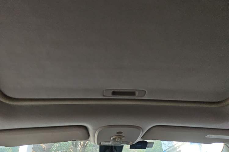 Used Peugeot 408 2011 1.6L Manual Comfort Edition Headliner