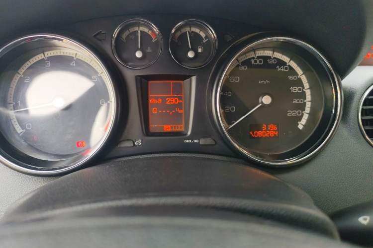 Used Peugeot 408 2011 2.0L Manual Comfort Edition Odometer Close Up