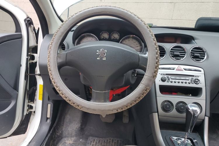 Used Peugeot 408 2011 2.0L Automatic Comfort Edition Steering Wheel