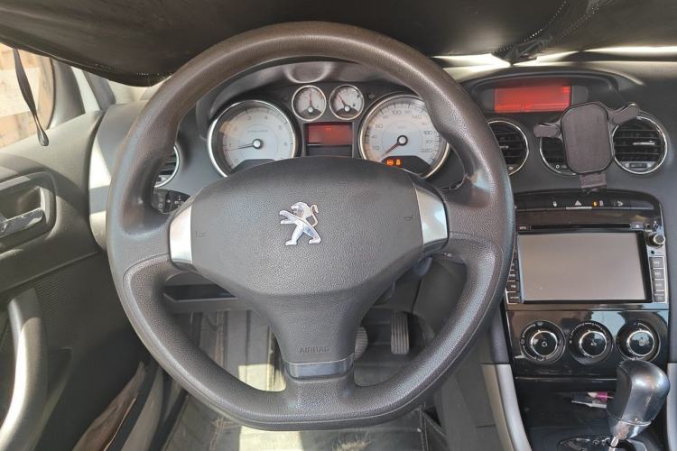 Used Peugeot 408 2011 2.0L Automatic Comfort Edition Steering Wheel