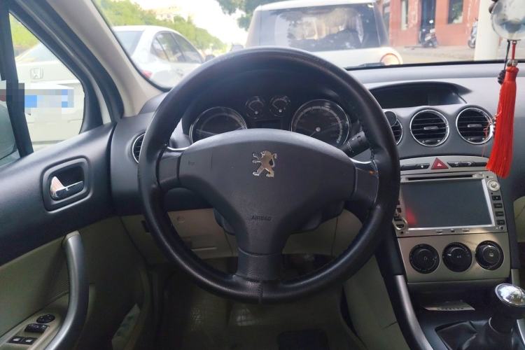 Used Peugeot 408 2011 2.0L Manual Comfort Edition Steering Wheel