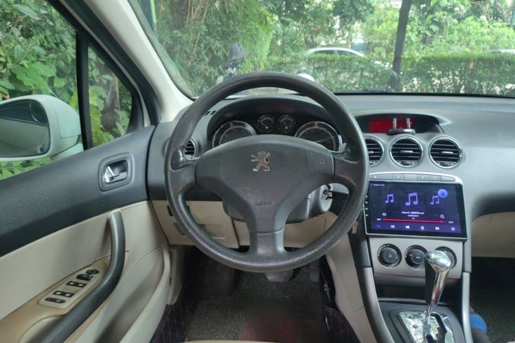 Used Peugeot 408 2011 2.0L Automatic Comfort Edition Steering Wheel