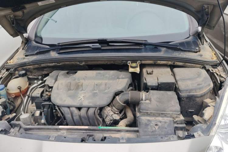 Used Peugeot 408 2011 2.0L Automatic Comfort Edition Engine Bay