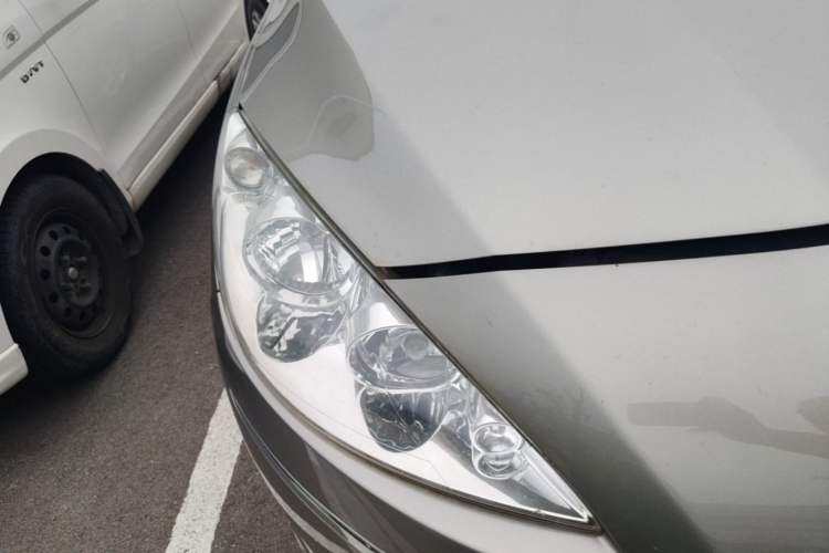 Used Peugeot 408 2011 2.0L Automatic Comfort Edition Right Front Headlight