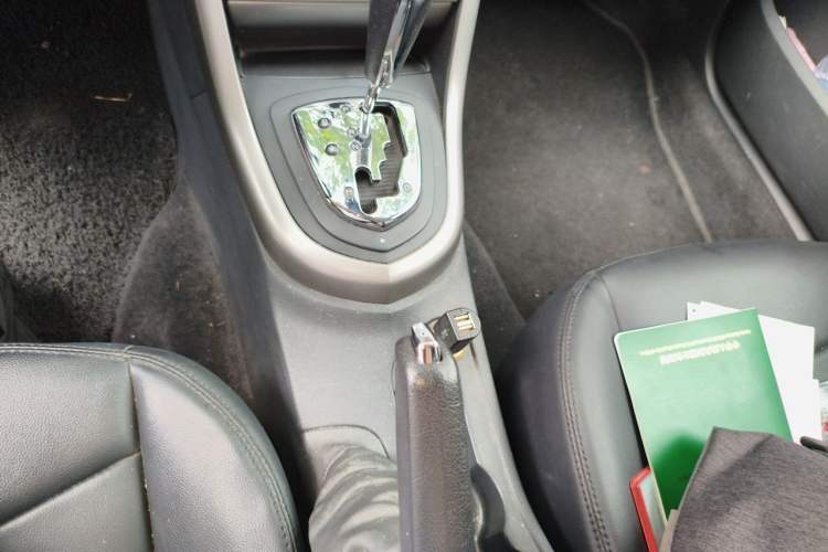 Used Peugeot 408 2012 2.0L Roland Garros Edition Gear Lever