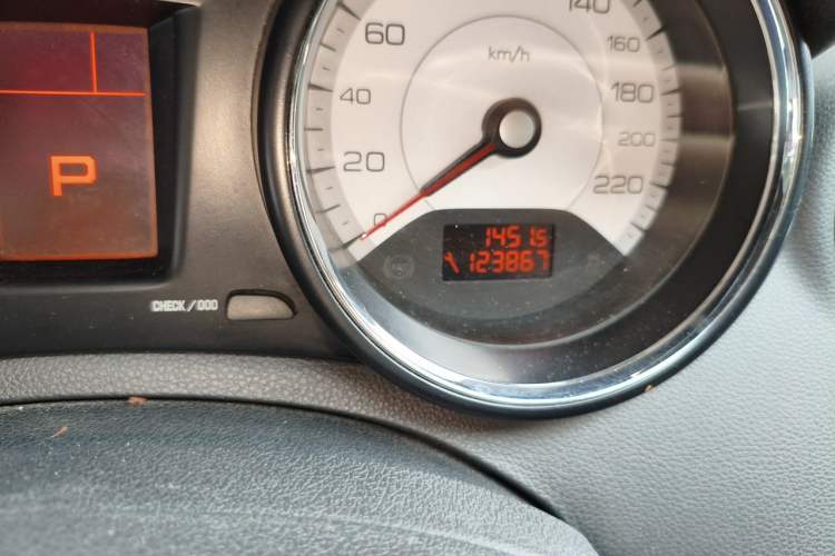 Used Peugeot 408 2012 2.0L Roland Garros Edition Odometer Close Up