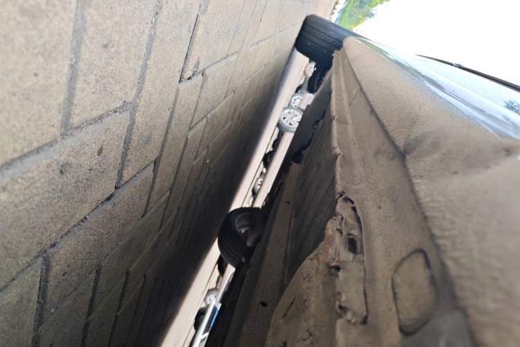 Used Peugeot 408 2012 2.0L Roland Garros Edition Chassis Front Right