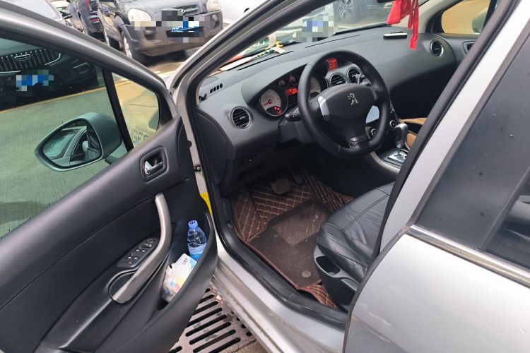 Used Peugeot 408 2012 2.0L Roland Garros Edition Driver Seat