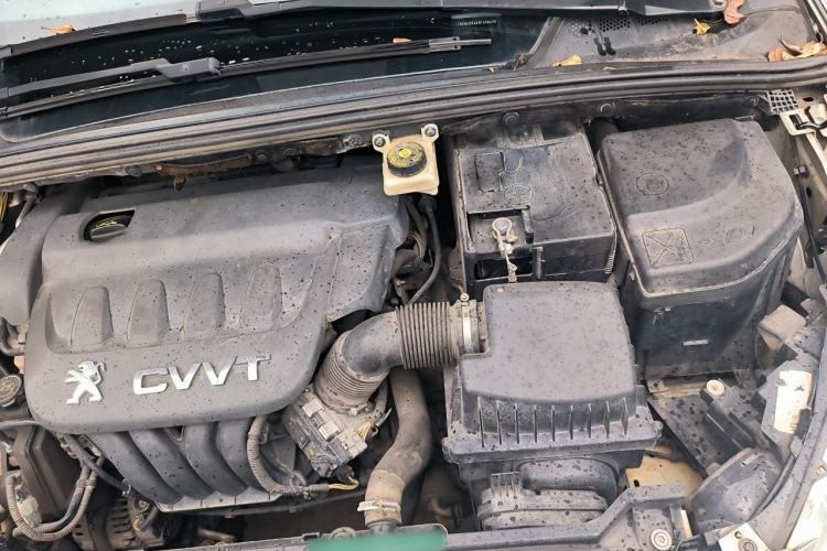 Used Peugeot 408 2012 2.0L Roland Garros Edition Engine Bay Left