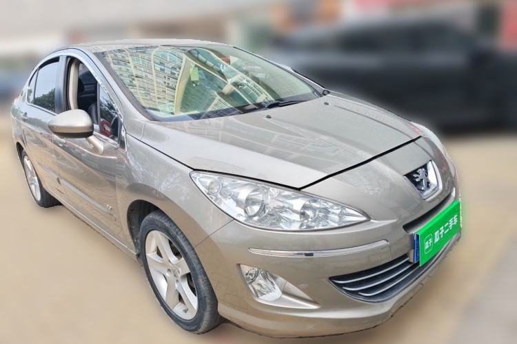 Used Peugeot 408 2012 2.0L Roland Garros Edition Front Right 45 Deg