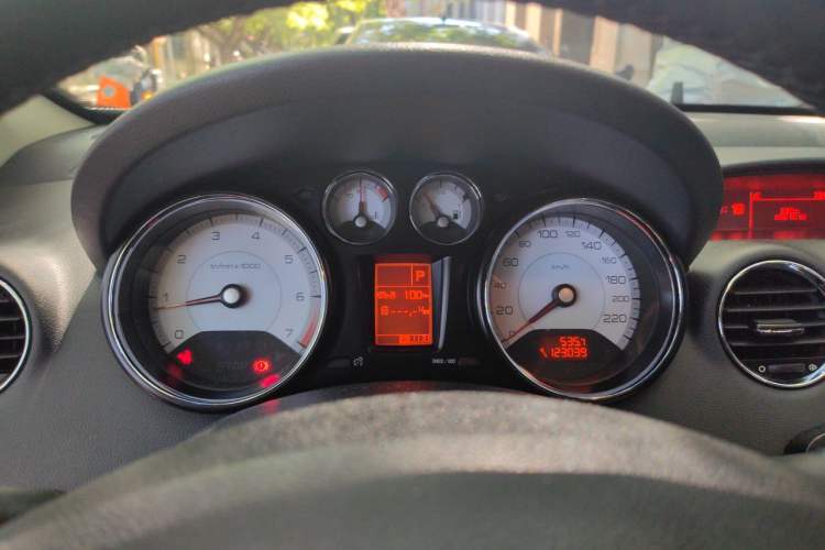 Used Peugeot 408 2012 2.0L Roland Garros Edition Instrument Cluster