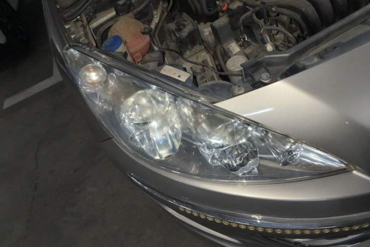 Used Peugeot 408 2013 2.0L Automatic Comfort Edition Right Front Headlight