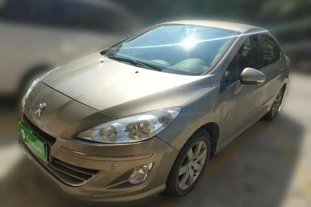 Ojetý Peugeot 408 2013 1.6L Automatic Comfort Edition
