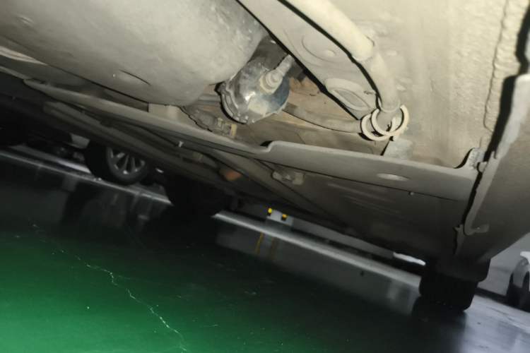 Used Peugeot 408 2013 1.6L Manual Comfort Edition Chassis Rear Right