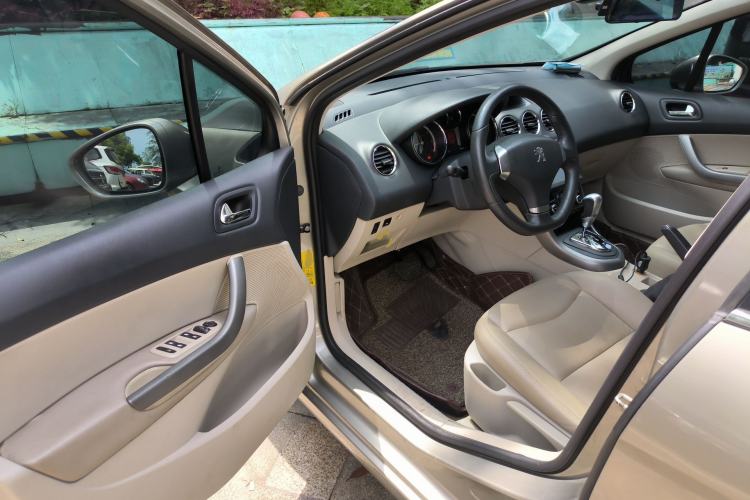 Used Peugeot 408 2013 2.0L Automatic Luxury Edition Driver Seat