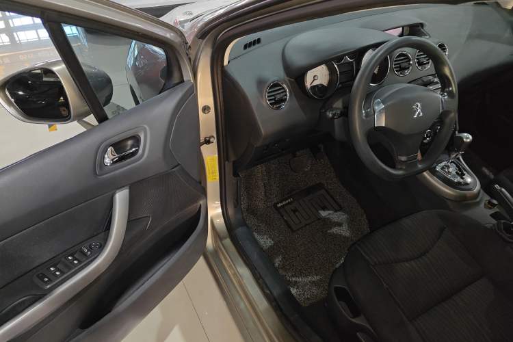 Used Peugeot 408 2013 2.0L Automatic Comfort Edition Driver Seat