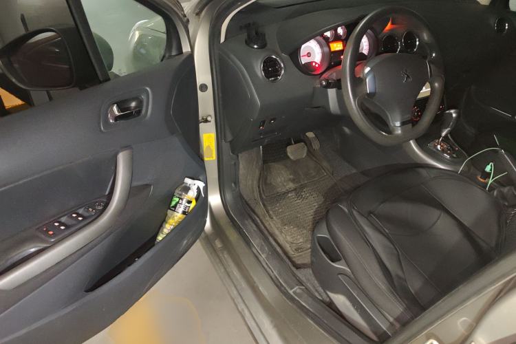 Used Peugeot 408 2013 2.0L Automatic Comfort Edition Driver Seat