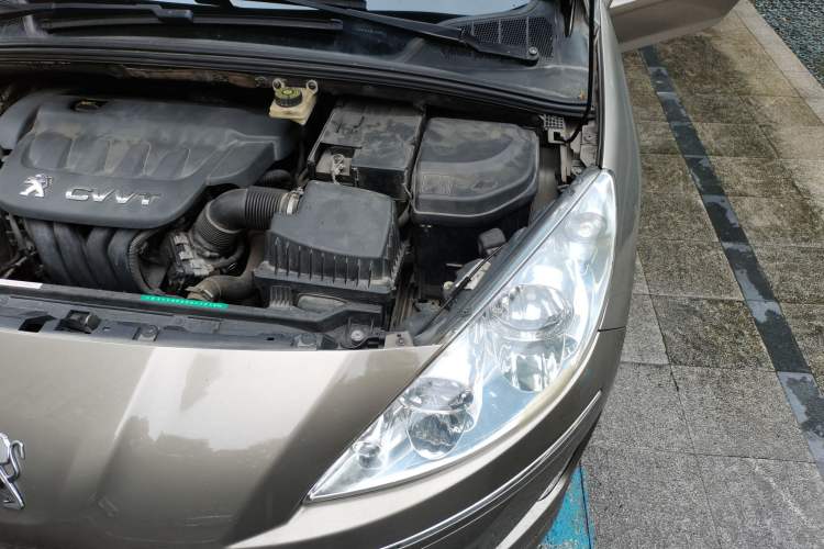 Used Peugeot 408 2013 2.0L Automatic Comfort Edition Engine Bay Left