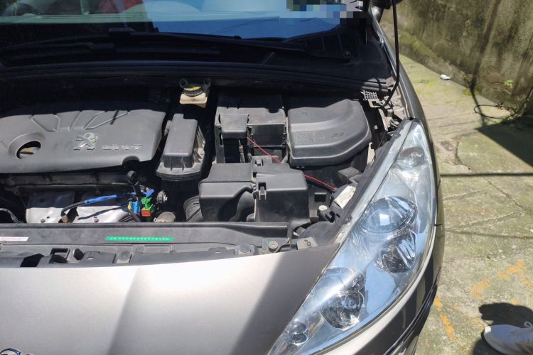 Used Peugeot 408 2013 1.6L Automatic Comfort Edition Engine Bay Left