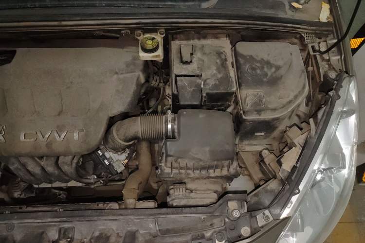 Used Peugeot 408 2013 2.0L Automatic Comfort Edition Engine Bay Left