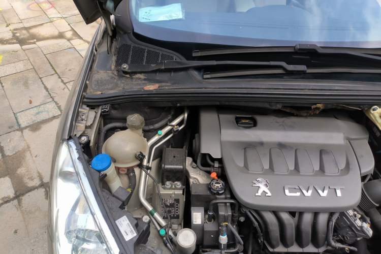 Used Peugeot 408 2013 2.0L Automatic Luxury Edition Engine Bay Right