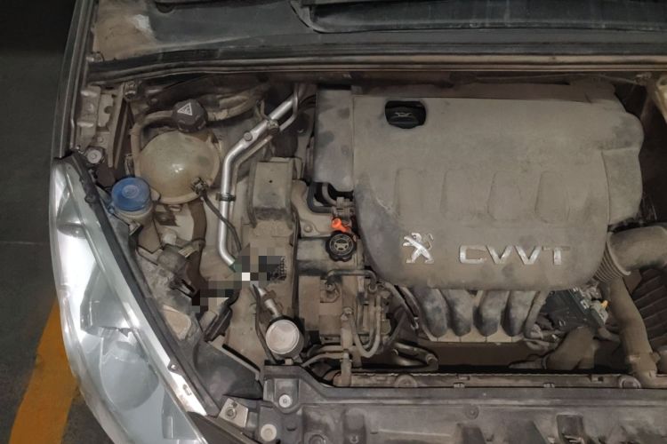 Used Peugeot 408 2013 2.0L Automatic Comfort Edition Engine Bay Right