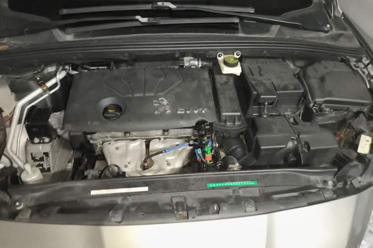 Used Peugeot 408 2013 1.6L Manual Comfort Edition Engine Bay