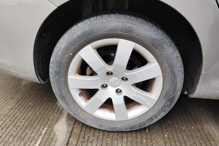 Used Peugeot 408 2013 1.6L Automatic Comfort Edition Exterior 5