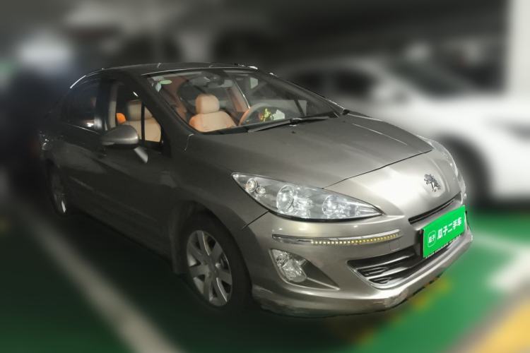 Used Peugeot 408 2013 1.6L Manual Comfort Edition Front Right 45 Deg