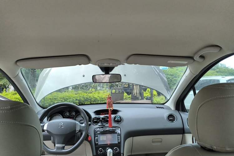 Used Peugeot 408 2013 2.0L Automatic Comfort Edition Headliner