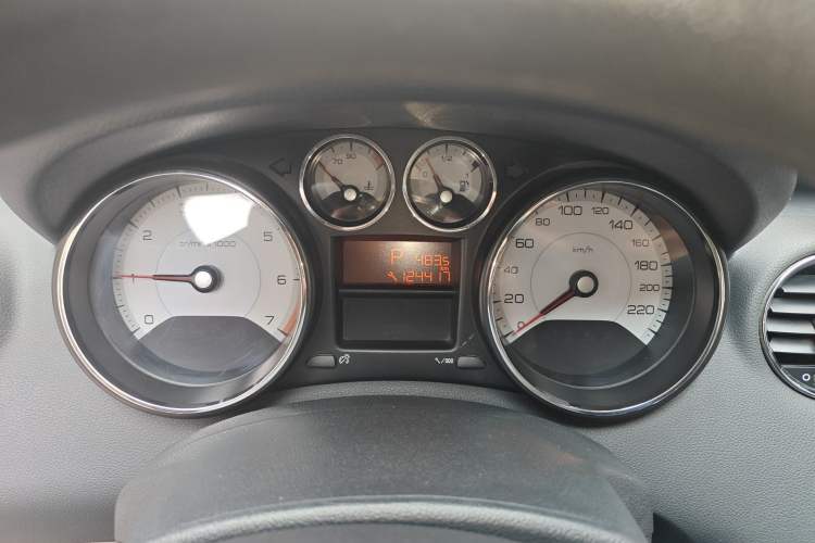 Used Peugeot 408 2013 2.0L Automatic Comfort Edition Instrument Cluster