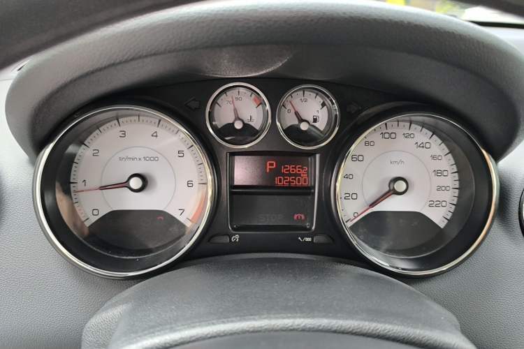 Used Peugeot 408 2013 2.0L Automatic Comfort Edition Instrument Cluster