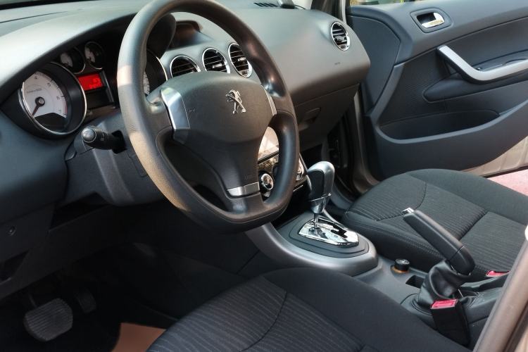 Used Peugeot 408 2013 2.0L Automatic Comfort Edition Interior 1