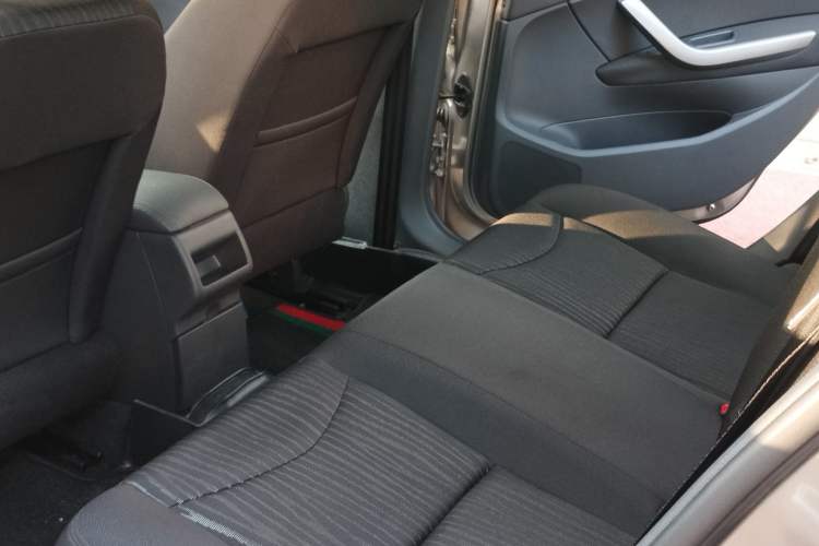 Used Peugeot 408 2013 2.0L Automatic Comfort Edition Interior 2