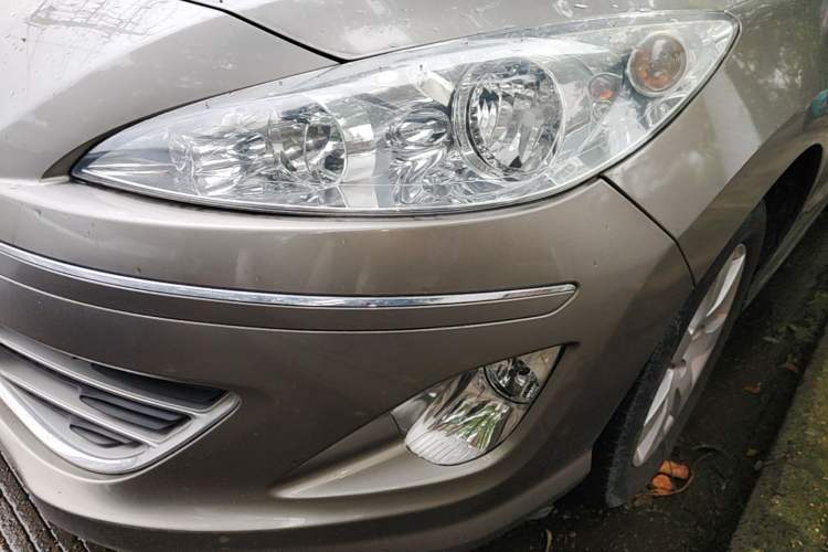Used Peugeot 408 2013 1.6L Automatic Comfort Edition Left Front Headlight