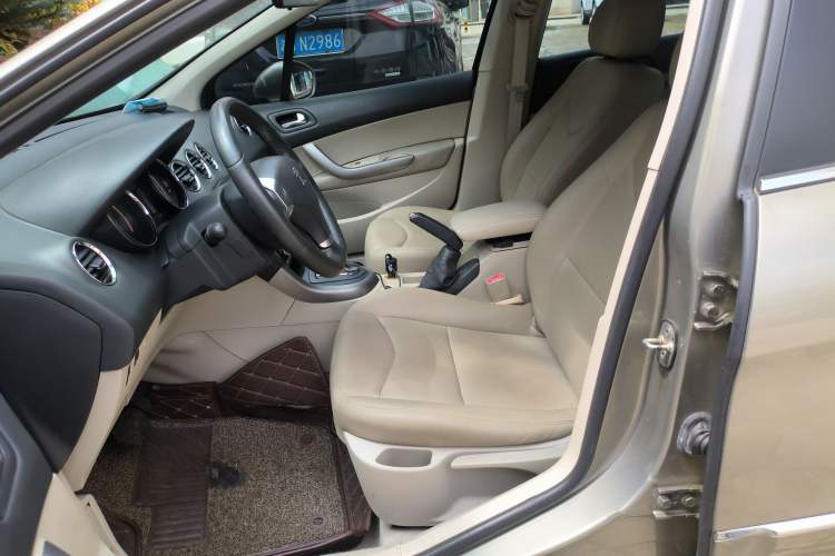 Used Peugeot 408 2013 2.0L Automatic Luxury Edition Left Front Seat