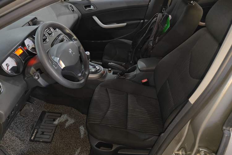 Used Peugeot 408 2013 2.0L Automatic Comfort Edition Left Front Seat