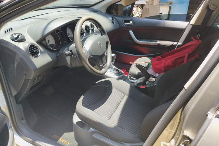 Used Peugeot 408 2013 1.6L Automatic Comfort Edition Left Front Seat