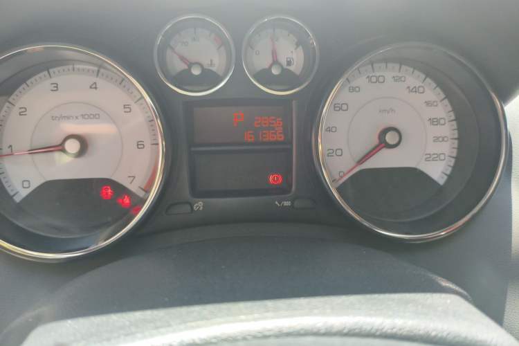Used Peugeot 408 2013 1.6L Automatic Comfort Edition Odometer Close Up