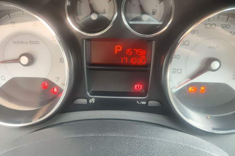Used Peugeot 408 2013 2.0L Automatic Comfort Edition Odometer Close Up