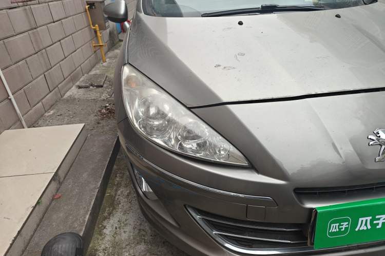 Used Peugeot 408 2013 2.0L Automatic Comfort Edition Right Front Headlight