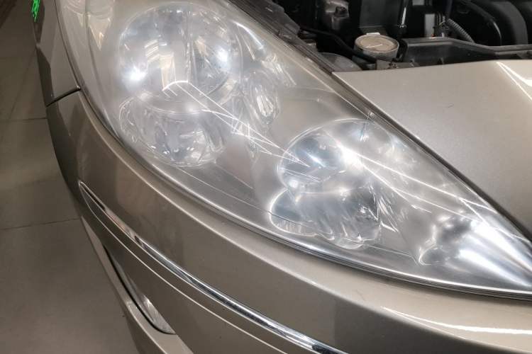 Used Peugeot 408 2013 2.0L Automatic Comfort Edition Right Front Headlight