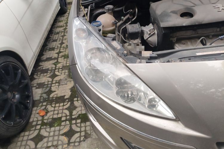 Used Peugeot 408 2013 1.6L Manual Comfort Edition Right Front Headlight