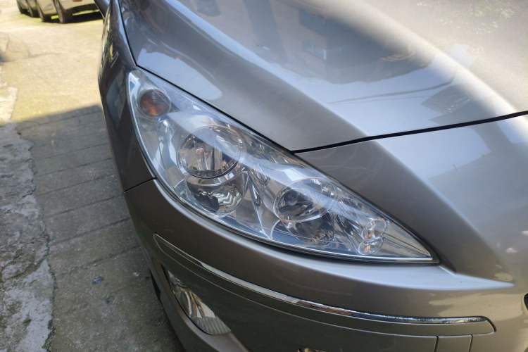 Used Peugeot 408 2013 1.6L Automatic Comfort Edition Right Front Headlight