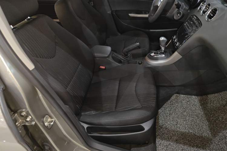 Used Peugeot 408 2013 2.0L Automatic Comfort Edition Right Front Seat