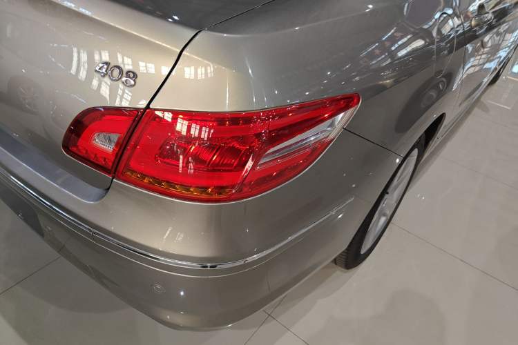 Used Peugeot 408 2013 2.0L Automatic Comfort Edition Right Rear Taillight