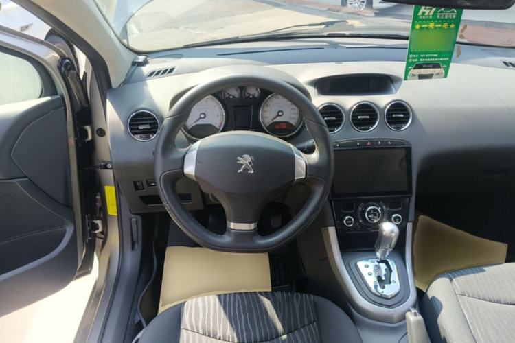 Used Peugeot 408 2013 2.0L Automatic Luxury Edition Steering Wheel